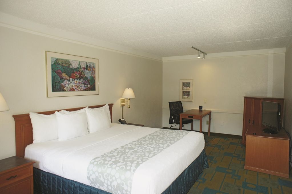 Baymont By Wyndham Jacksonville Orange Park Δωμάτιο φωτογραφία