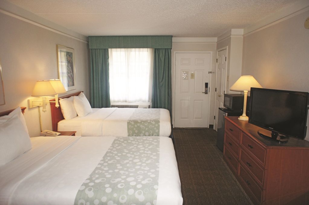 Baymont By Wyndham Jacksonville Orange Park Δωμάτιο φωτογραφία